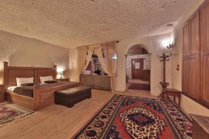 Local Cave House Hotel - image 16