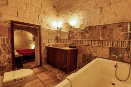 Maccan Cave Hotel - image 6