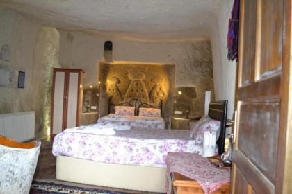 Coco Cave - image 16