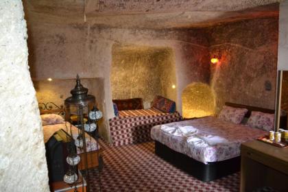 Coco Cave - image 7
