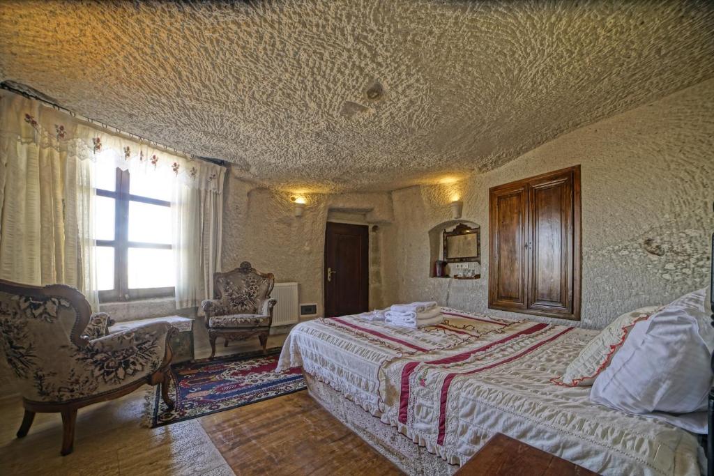Village Cave House Hotel - image 4