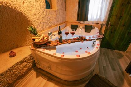 Mia Cappadocia Cave Hotel - image 25