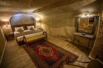 Divan Cave House - image 16
