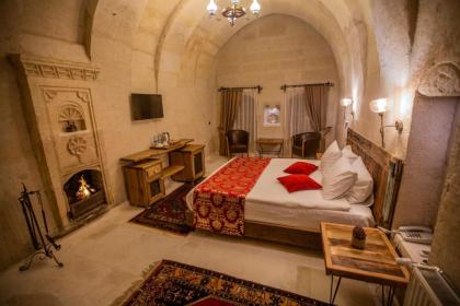 Divan Cave House - image 7