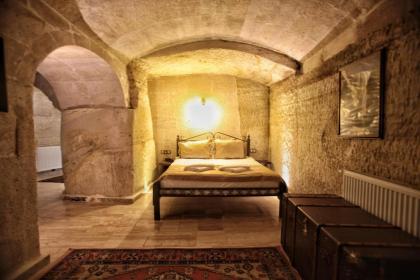 Emit Cave Hotel - image 13