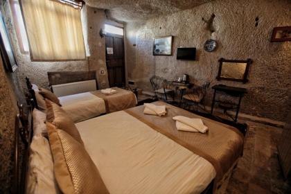 Emit Cave Hotel - image 17