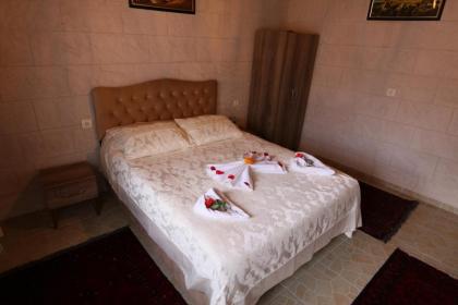 Epoch Stone House - image 22