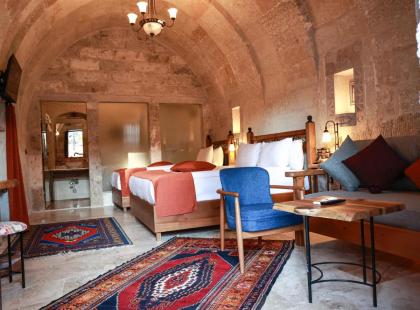 Peruna Cave Hotel - image 23